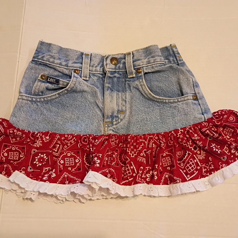 VTG Lee Girls Denim Skirt with Red Bandana Ruffle Sz‎ 6